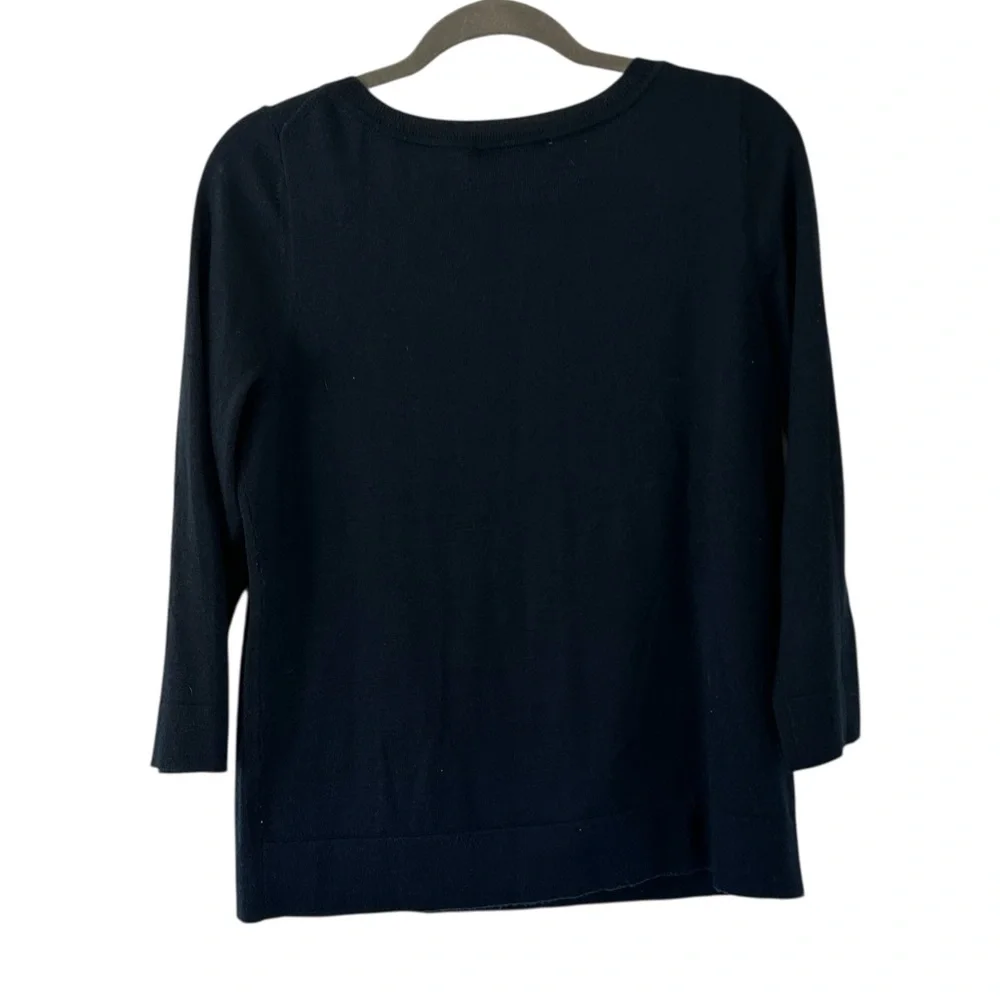 Navy Blue Loft Sweater Design Top Shirt Floral Sequin Detail Women’s Size Large! - Picture 2 of 4